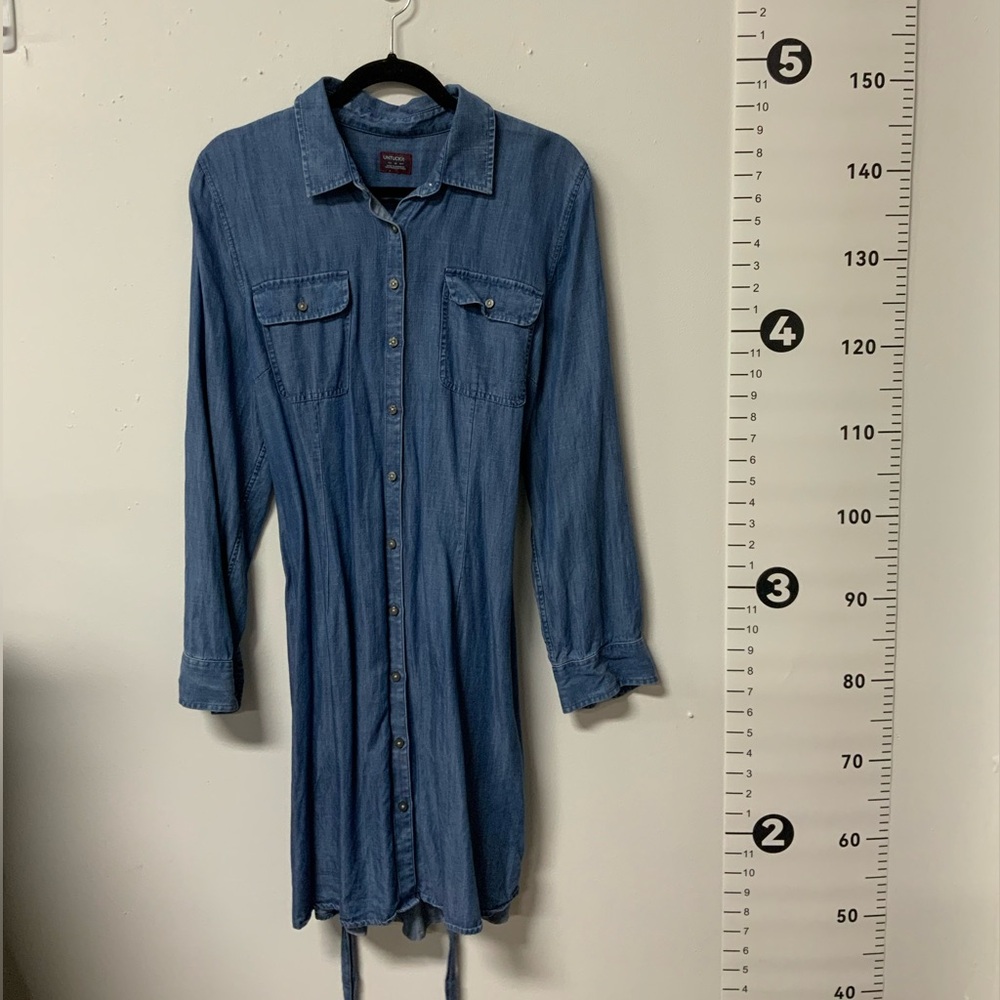 Untuckit chambray dress